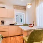 Luxury 2 Bedroom-2 Bathroom With Rooftop Terrace & Luxury App * Сплит