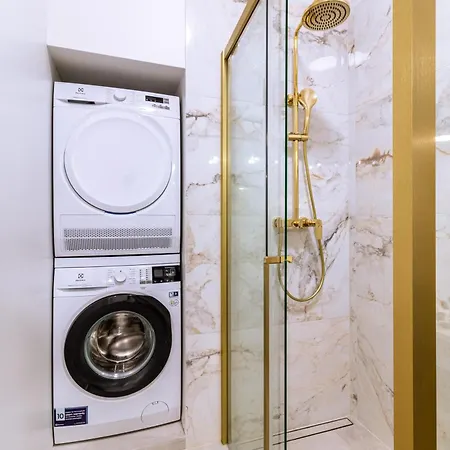 Appartement Luxury 2 Bedroom-2 Bathroom Apartment With Rooftop Terrace & Luxury Studio App
